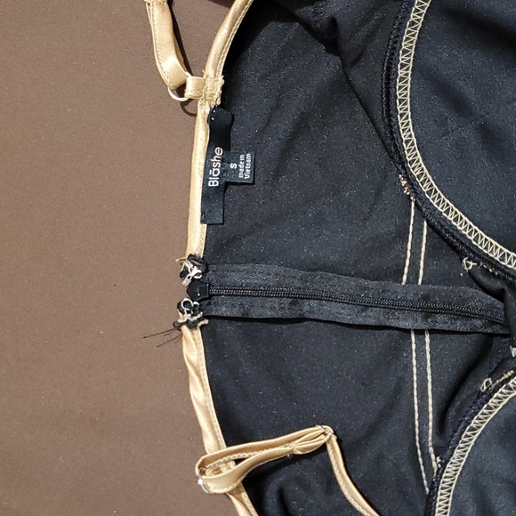 Dress - Picture 3 of 3